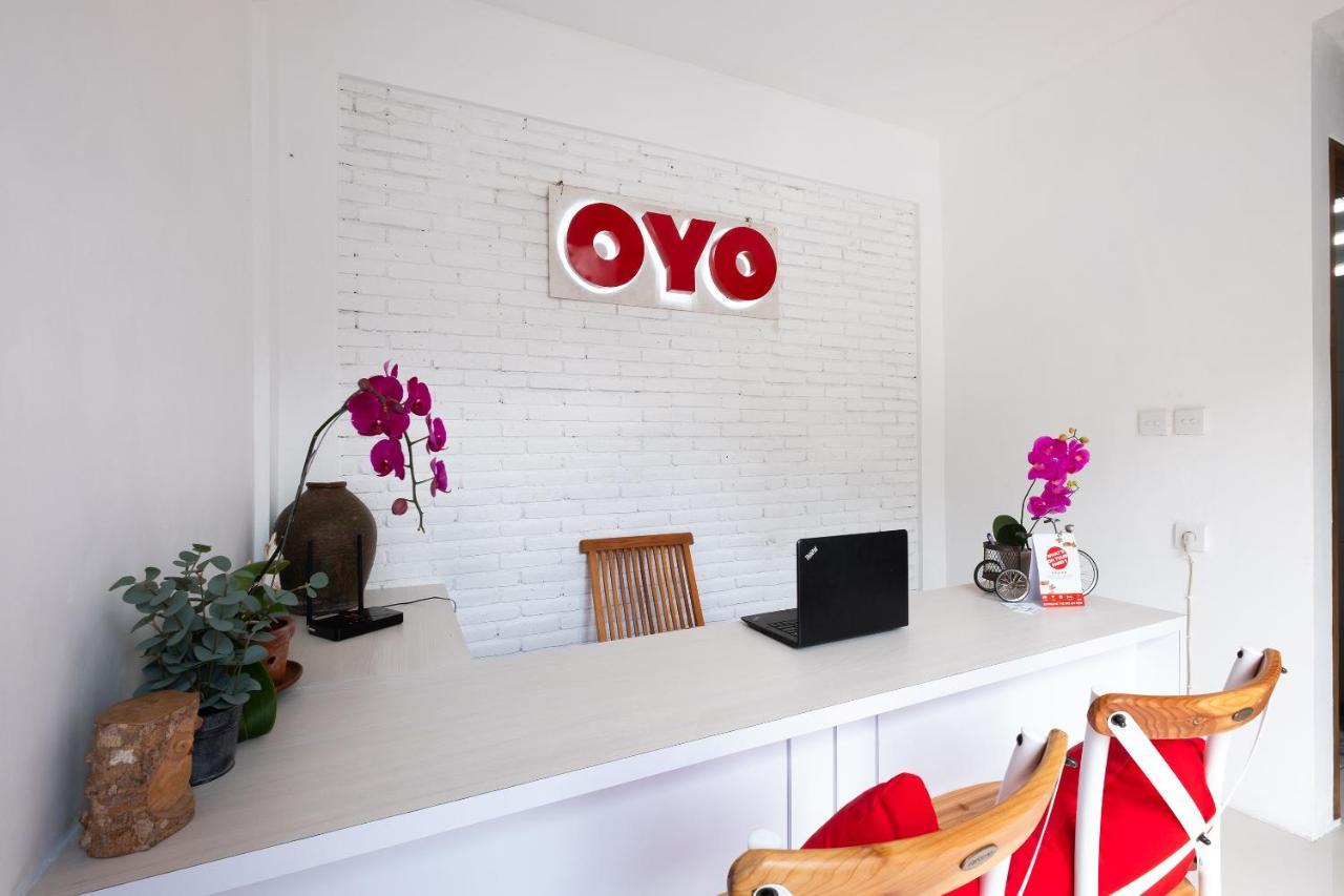 Oyo 1493 Surya Villa เซอลงเบอลานัก ภายนอก รูปภาพ